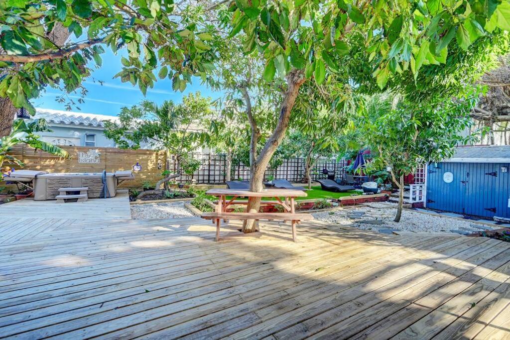 Garden Beach Studio @The Island เดียร์ฟีลด์บีช ภายนอก รูปภาพ